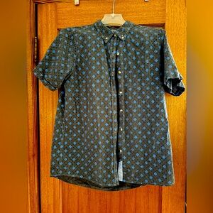 Wildfang Peau De Loup collab button down shirt sz L